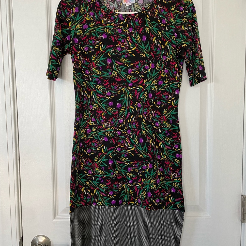 Julia Dress XS - Lularoe - bodycon - multicolor floral/microdot - EUC